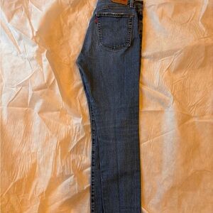 Levi’s straight  jeans size 27